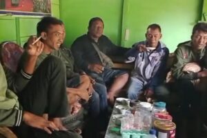 Pak Ropik dan rombongan asal Jombang