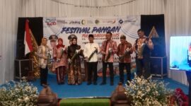 filter: 0; jpegRotation: 0; fileterIntensity: 0.000000; filterMask: 0; module:1facing:0; 
hw-remosaic: 0; 
touch: (-1.0, -1.0); 
modeInfo: ; 
sceneMode: Hdr; 
cct_value: 0; 
AI_Scene: (-1, -1); 
aec_lux: 42.0; 
hist255: 0.0; 
hist252~255: 0.0; 
hist0~15: 0.0;