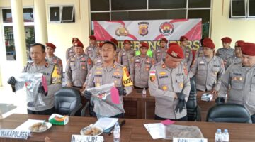 Kapolres Gayo Lues Sebut Motif Sakit Hati Jadi Pemicu Pembunuhan Sesama Penderes Getah Pinus di Tengah Perkebunan