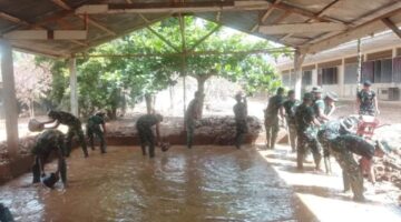 Satgas Gulbencal Kodam I/BB Bersihkan SMA & SMP Fransiskus di Aek Tolang