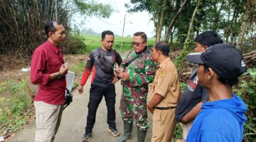 Cara Jurnalistik TMMD Reg 128 Kodim Sragen Dapat Berita di Lokasi TMMD Reg Kodim Sragen. 