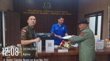 DPC LSM Trinusa Laporkan Dua Sekolah di Lampung Selatan ke Kejaksaan Negeri Atas Dugaan Korupsi Dana BOS 2021-2025