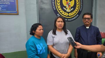Tunggu Putusan Prapid Pendeta Doakan Kedua Korban Penganiyaan Brutal PUTRA PERSADAAN SEMBIRING, CS