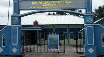 Adanya Penyimpangan Dana BOS SMPN 1 Tiga Dihaji OKU Selatan