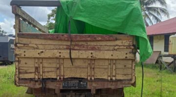 Polres Melawi Amankan Satu Buah Truk Bermuatan Kayu Ulin Ilegal, Pemilik Salah Satu Warga Dari Kalteng