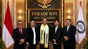 Adv. Yulianto Kiswocahyono, S.E., S.H., BKP., C.FTAX. Dilantik Sebagai Ketua DPC FERADI WPI Sidoarjo