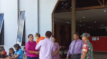 Babinsa Serda Parlindungan Simamora Pererat Kedekatan Dengan Jemaat Saat Monitoring Ibadah