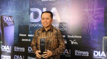 Dirjen Keuangan Daerah Agus Fatoni Terima Penghargaan Digital Innovation Award 2026