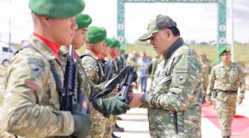 Menhan RI Tinjau Yonif TP 808/MM : Perkuat Pertahanan, Tegaskan Prajurit Tangguh Untuk Papua Barat Maju