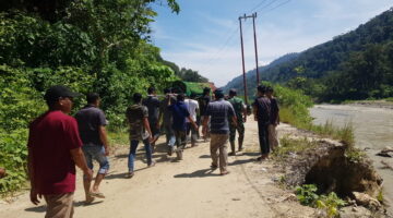 Miris, Warga Pasir Putih Meninggal Dunia di Tengah Jalan karena Akses Kesehatan dan Jalan Utama Terputus