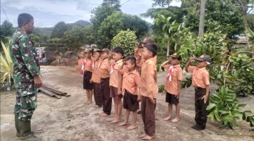 Babinsa Koramil 07/Salak Gembleng Pramuka SDN 030415 Binanga Boang, Tanamkan Disiplin dan Karakter Sejak Dini