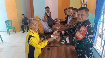 TNI Bersama Pemerintah Desa Pastikan BLT Miskin Ekstrem Tepat Sasaran di Perduhapan