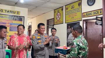 Kejutan HUT Bhayangkara ke-80 Warnai Mako Polsek Laubaleng, Sinergi TNI-Polri dan Forkopimcam Semakin Kokoh