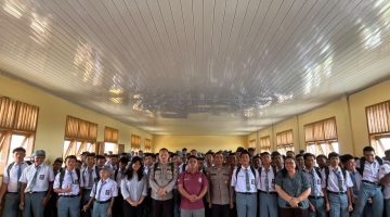 Sat Binmas Polres Karo Berikan Penyuluhan Harkamtibmas kepada Siswa Baru SMK GBKP Kabanjahe
