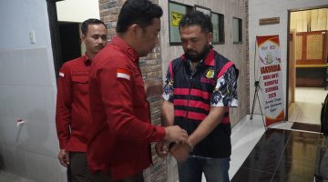 Sempat Buron, Tersangka Korupsi Penebangan Kayu Agropolitan Siosar Serahkan Diri ke Kejari Karo