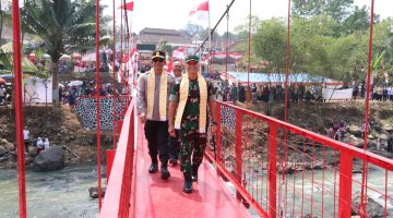 Dandim 0607 Resmikan Jembatan Garuda Ariadipa, Bukti Nyata Gotong Royong Warga Sukabumi