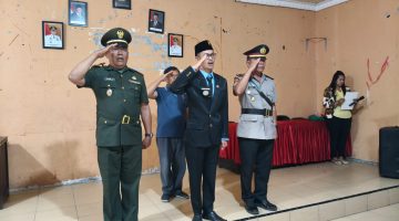 DANDIM 0210/TU LETKOL ARM KIKY HARDIAN, S. SOS : JADI PASUKAN PENGIBAR BENDERA MERAH PUTIH DIMANAPUN. ” KALIAN TERPILIH DAN TERBAIK SERTA MENJADI DUTA UNTUK MENGHARUMKAN NAMA DESA, KECAMATAN, KOTA,  KABUPATEN, PROVINSI BAHKAN SAMPAI TINGKAT NASIONAL.