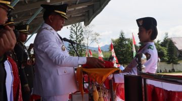 Detik-Detik Proklamasi HUT ke-81 RI di Lapangan Samura Berlangsung Khidmat